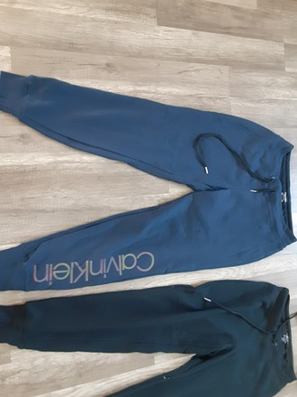 (30) Tommy & Calvin K, Sweatshirts & Pants MSRP $ 2,850.00
