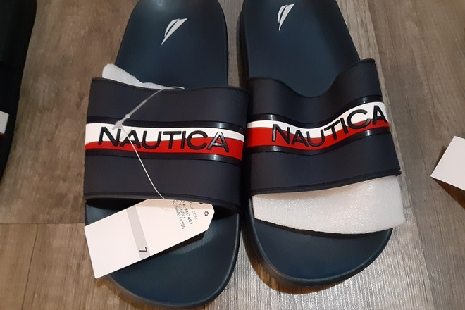(47) Nautica Flip Flops MSRP $ 1,560.00