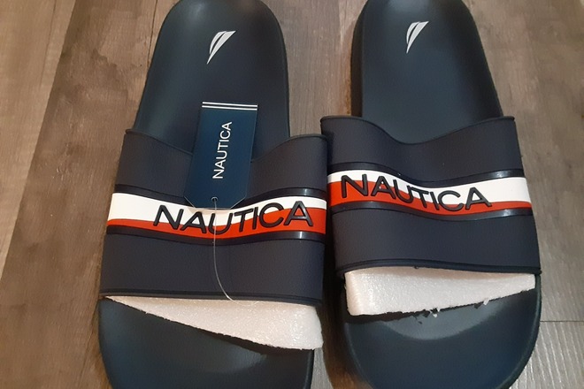 (47) Nautica Flip Flops MSRP $ 1,560.00