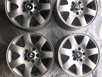 Selling: BMW Wheels