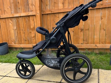 Rent out Monthly: Hauck runner 2 pram