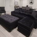 Selling without online payment: Black velvet reversible sectional with ottoman 