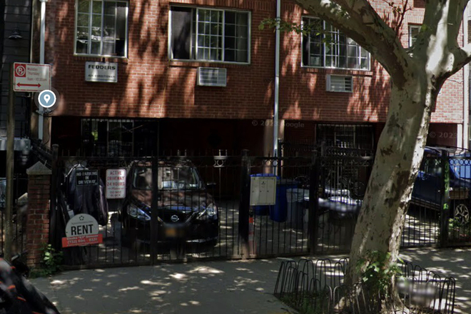 Brooklyn NY, Gated Driveway Parking Available Bedford Stuyvesant 