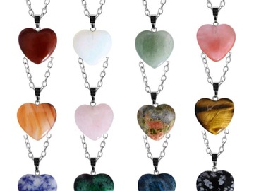 Comprar ahora: 30 Piece Irregular and Heart Shape Natural Stone Necklaces 