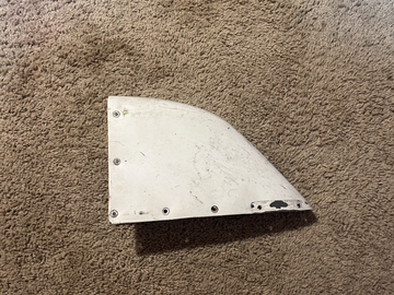 Airplane Parts : Cessna Vertical Tip Fin 