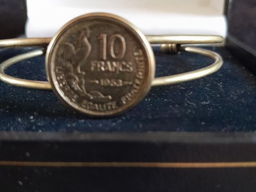 Sale retail: bracelet pièce de monnaie vintage authentique