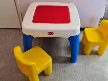 Gebruikte apparatuur: Duplo speeltafel met 2 stoeltjes