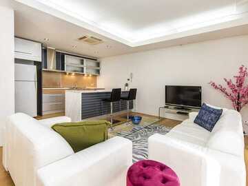 Renting out:  Melbourne VIC ,Fantastic Apartment in the Heart of CBD