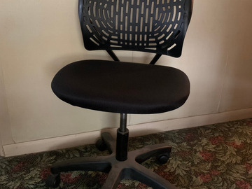 Selling with online payment: Desk Chair 6