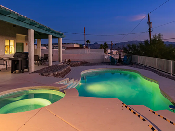 Renting out per night.: HavaGetaway | Pool | Spa | BBQ | Mountain Views