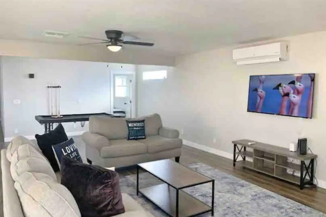 Lakeview | Heatable Pool/Spa | PoolTable | Sleep12