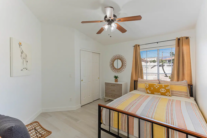 Sunset Paradise | Pool | BBQ | Smart TV | Sleeps10