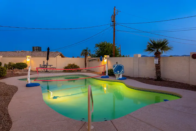 Sunset Paradise | Pool | BBQ | Smart TV | Sleeps10