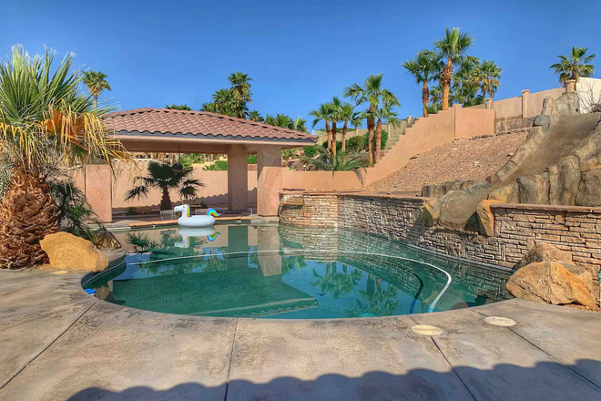 Ultimate Backyard | PoolSpa | Slide | Ball | Golf