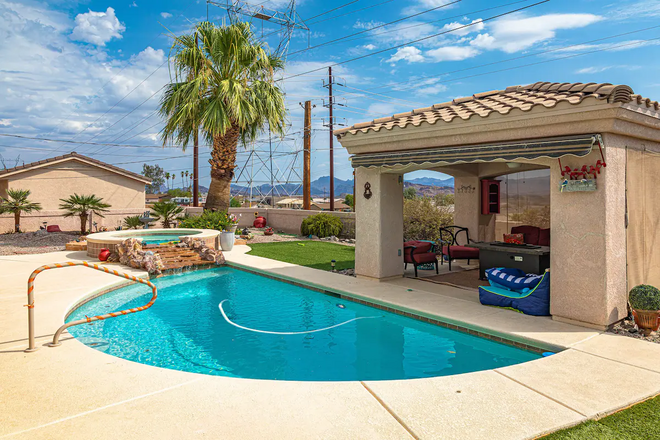 Lake Escape - Pool | Spa | LakeView | Pet Friendly