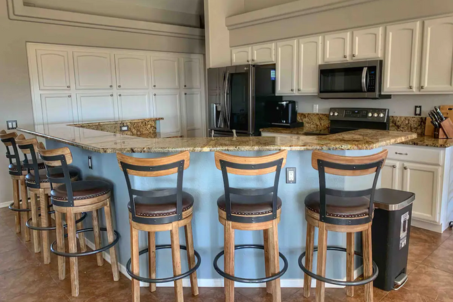 Lake Escape - Pool | Spa | LakeView | Pet Friendly