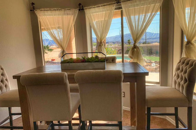 Lake Escape - Pool | Spa | LakeView | Pet Friendly