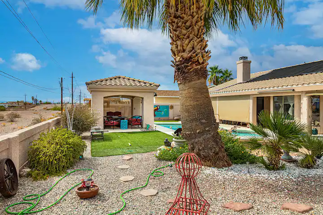 Lake Escape - Pool | Spa | LakeView | Pet Friendly