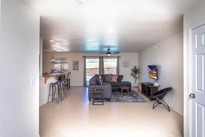 Relax&Unwind | Pool | Nintendo | Horseshoe | Cozy