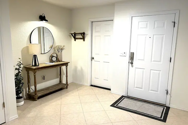 Relax&Unwind | Pool | Nintendo | Horseshoe | Cozy