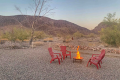Renting out per night.: Desert Backdrop | Trail Access | Pets | Fire pit