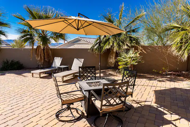 You Can Find Me At The Lake | Firepit | BBQ | Spa