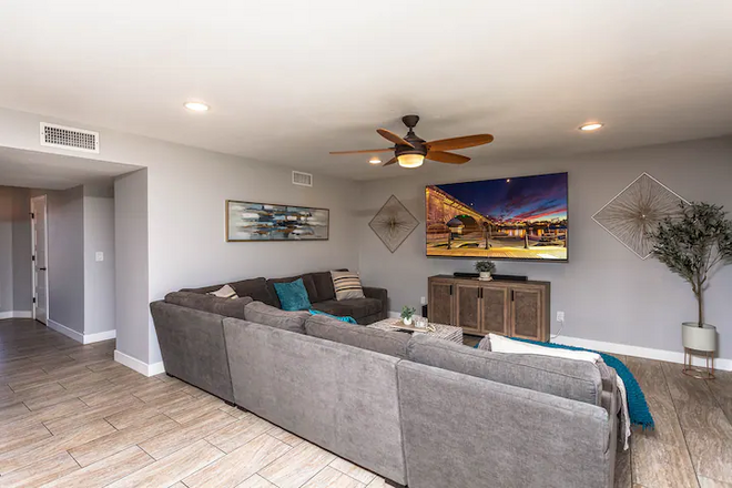 HavaSunny Stay - Pool | Spa | Game Room | Fire Pit