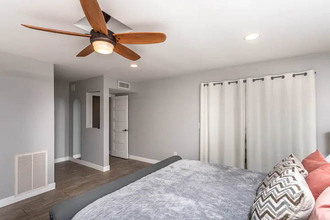 HavaSunny Stay - Pool | Spa | Game Room | Fire Pit