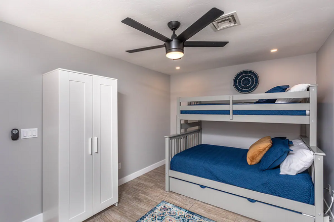 HavaSunny Stay - Pool | Spa | Game Room | Fire Pit
