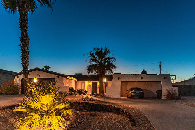 HavaSunny Stay - Pool | Spa | Game Room | Fire Pit