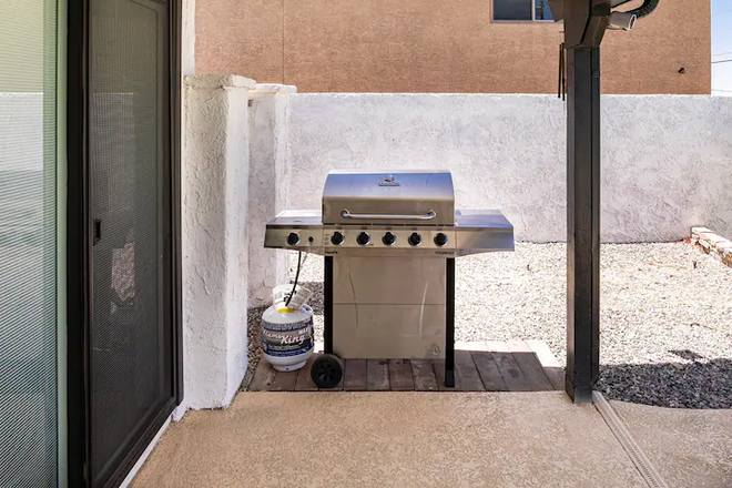 HavaSunny Stay - Pool | Spa | Game Room | Fire Pit