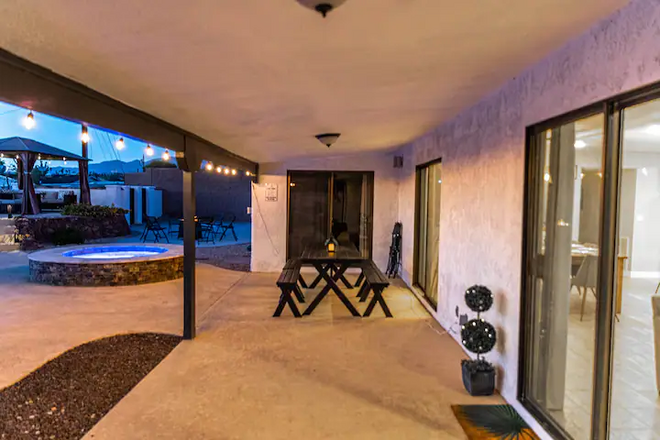 HavaSunny Stay - Pool | Spa | Game Room | Fire Pit
