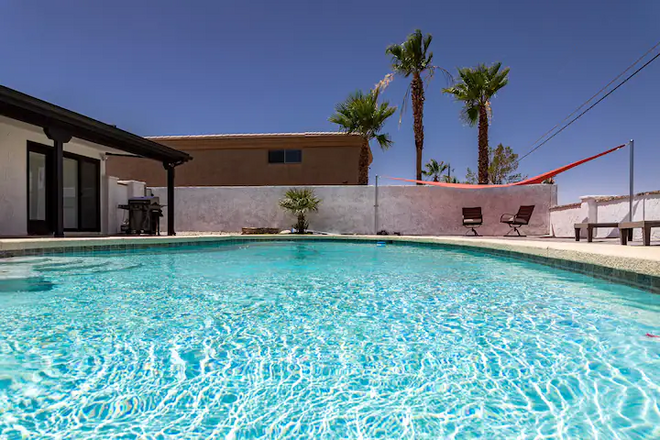 HavaSunny Stay - Pool | Spa | Game Room | Fire Pit