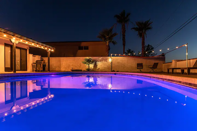 HavaSunny Stay - Pool | Spa | Game Room | Fire Pit