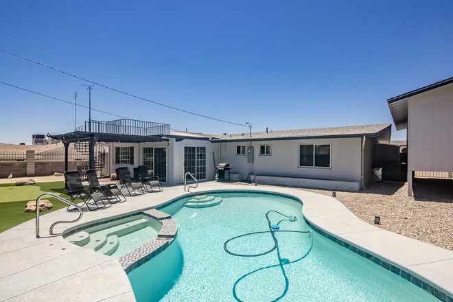 HavaActive Stay | Pool | Golf | Parking | GameRoom