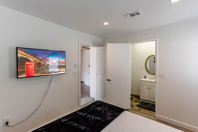 HavaINCREDIBLE Stay | Pool | Spa | Movies | EVSE