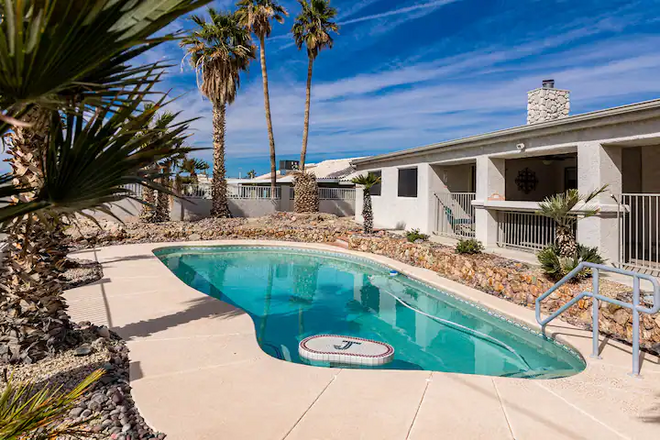 HavaLake Stay | Heatable Pool | Largest Driveway