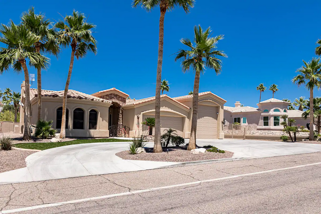 Luxury Residential Estates | Pool | Spa | Firepit