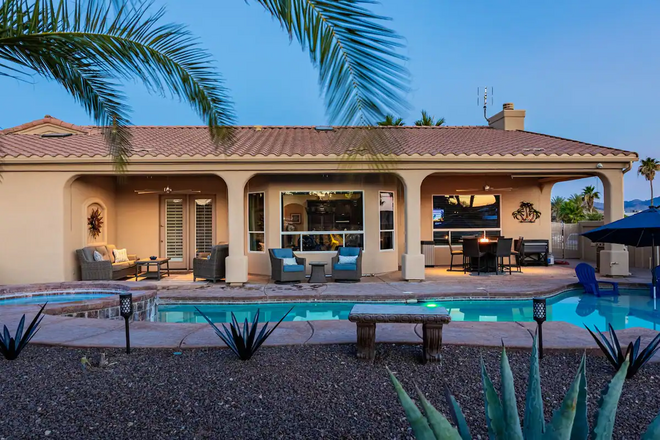 Luxury Residential Estates | Pool | Spa | Firepit