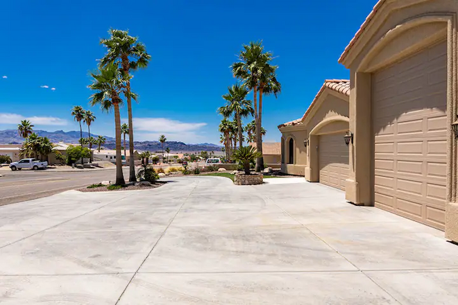 Luxury Residential Estates | Pool | Spa | Firepit