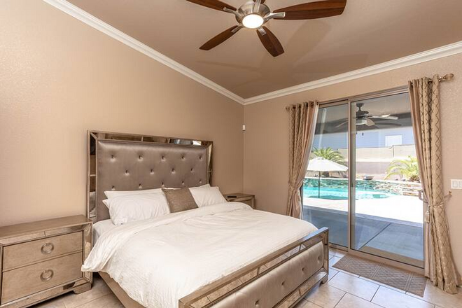 Luxury Home - Pool | Spa | 3BRM | Minutes To Lake