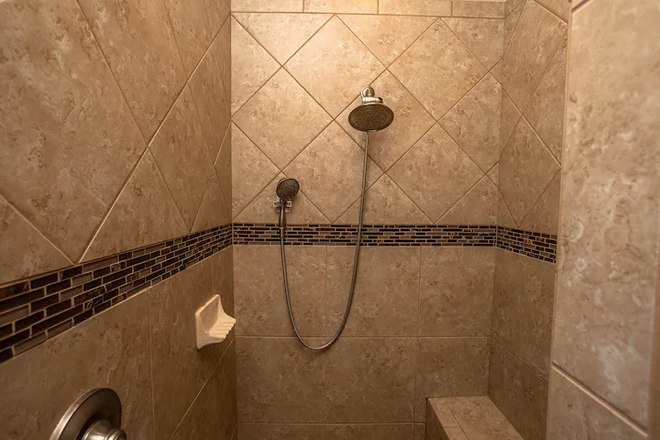 Luxury Home - Pool | Spa | 3BRM | Minutes To Lake