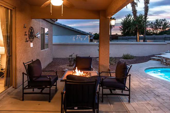 Luxury Home - Pool | Spa | 3BRM | Minutes To Lake