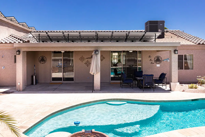 Luxury Home - Pool | Spa | 3BRM | Minutes To Lake