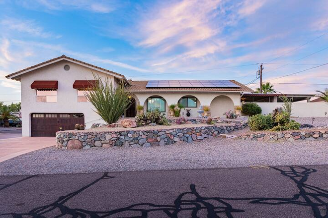 HavaFUN Stay | Pool | Spa | Fire Pit | Game Room