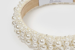 Selling: Pearl embellished head band
