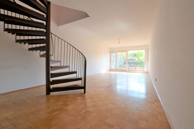 120m2 Maisonette München Olympiadorf gegen kleinere City Wohnung