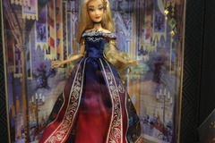 Selling with online payment: Aurora Ultimate Princess Celebration Limited Edition Doll