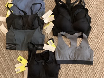 Comprar ahora: Target Sports Bras Size Small (9 pieces) New With Tags