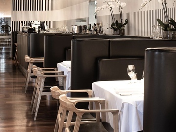 Book a table: Elegant & inspiring Dining Room in the heart of the CBD!